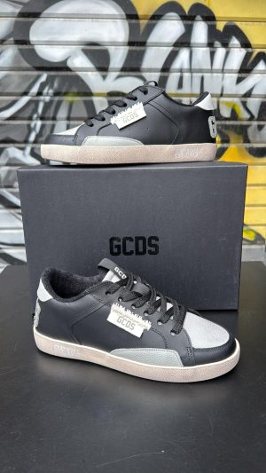 סניקרס GCDS שחור אפור