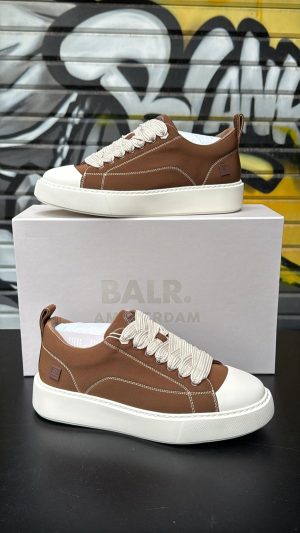 סניקרס באלר צבע חום