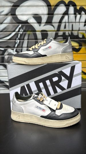 סניקרס אוטרי וינטג' שחור כסוף