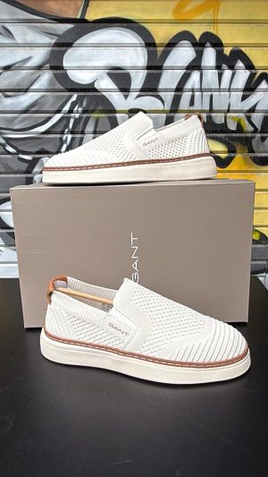 סניקרס גאנט מוקסין