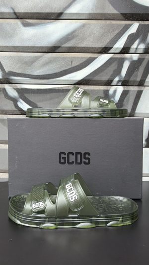 כפכף GCDS צבע ירוק