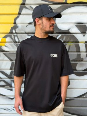 טישרט GCDS שחורה לוגו בחזה ובמרכז הגב