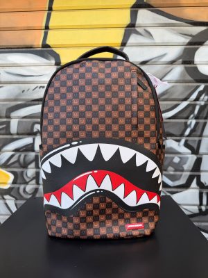 BACK TO SCHOOL SPRAYGROUND 04