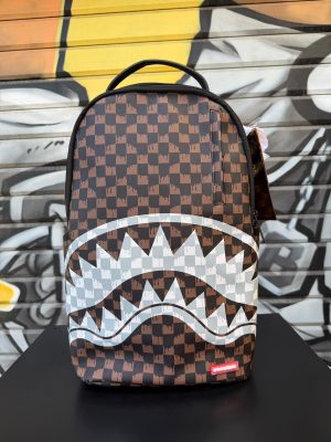 BACK TO SCHOOL SPRAYGROUND 01