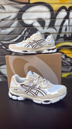 01 ASICS NYS